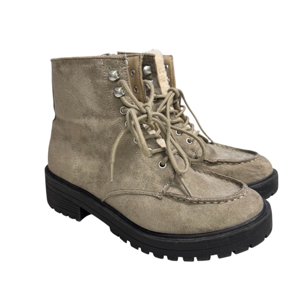 American Eagle Tan Lace-Up Faux Fur Ankle Boots Size 7